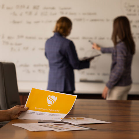 News Women With Whiteboard